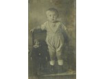 Régi gyermek fotográfia bohóccal keretben