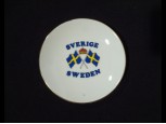 Régi svéd zászlós porcelán dísz tányér