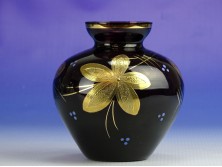 Régi aranyozott lila üveg váza