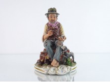 Nagyméretű Capodimonte öregember figura 23cm