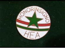 Zománc kitűző HONORINSIGNO HEA