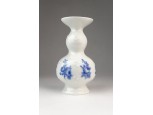 Wallendorf porcelán váza 13.5 cm