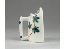 Régi kisméretű porcelán szenesvasaló