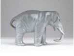 Régi kisméretű porcelán elefánt 6.5 cm