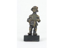 Gépfegyveres katona bronz szobor 9 cm