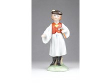 Herendi kalapos legény porcelán szobor