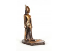 Egyiptomi fáraó alakos bronzírozott alumínium hamutál 18 cm