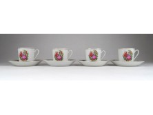 Négy személyes porcelán kávéskészlet romantikus díszítéssel