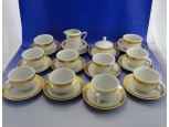 Jelzett porcelán teás készlet