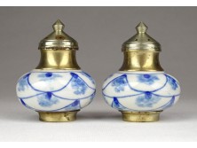 Holland stílusú fém betétes porcelán sószóró pár