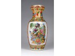 Kínai mintás porcelán váza 15 cm