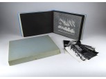 Régi kínai fotóalbum fényképalbum védődobozban 26 x 19.5 cm 14 kommunista témájú fotóval