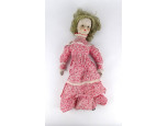 Öltöztetett porcelán baba 43 cm