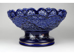 Jelzett nagyméretű kék áttört porcelán kínáló talpas kosár asztalközép kínáló tál 22.5 cm