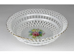 Áttört hófehér porcelán kínáló kosár 13.5 cm