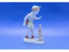 Jelzett Aquincumi porcelán kisfiú figura