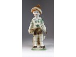 Biszkvit porcelán cserkész fiú figura 19 cm