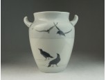 Régi jelzett varjú ábrás porcelán váza 