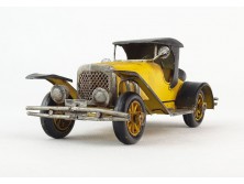 Sárga veterán autó modell 14.5 cm